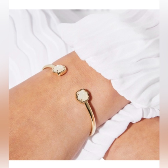 Kendra Scott Davie Cuff Bracelet - Picture 4 of 11